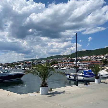 Marina Bay 22