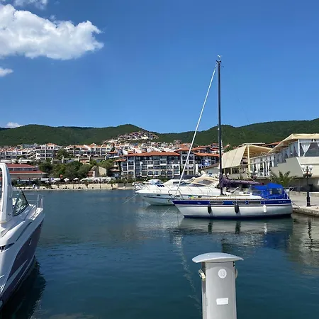 Marina Bay 22 Apartamento